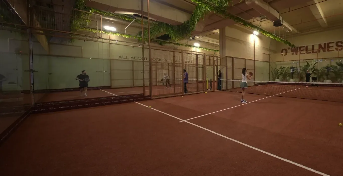 Padel Topu Seçimi: Basınç, Hız ve Kapalı Kort İçin En İyisi
