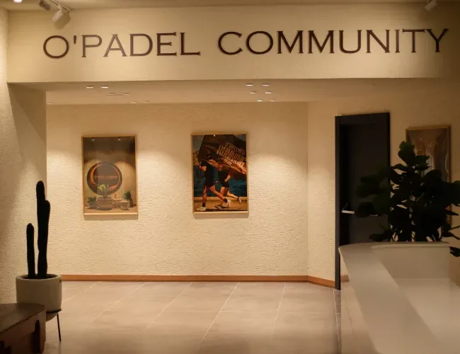 Padel Servis Tekniği: Kurallar, Hedefler ve 5 Servis Varyasyonu — O'Padel Sky