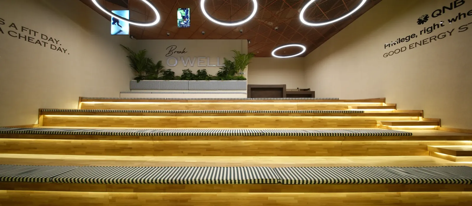 O'Padel Sky tribün ve seyirci alanı